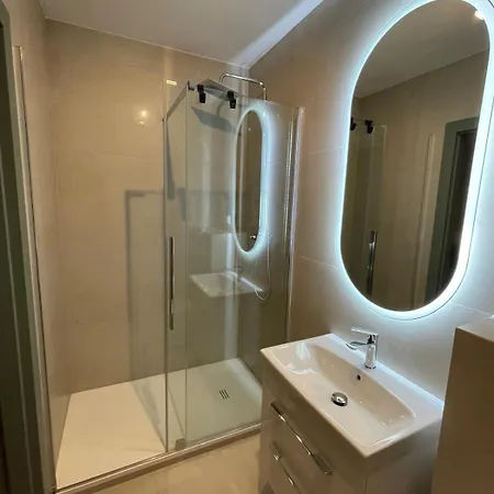 Apartment White Glove Z Widokiem Na Zamek *